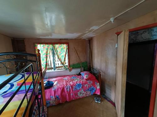 Phantom rock view homestay in Wayasewa Island