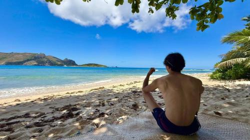 Phantom rock view homestay in Wayasewa Island