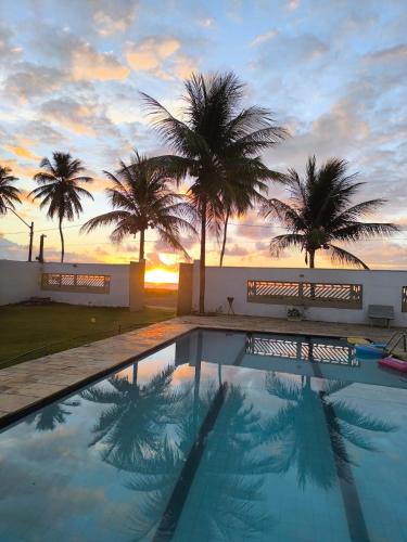 Casa com piscina, vista para Ilha de Santo Aleixo in Barra do Sirinhaém