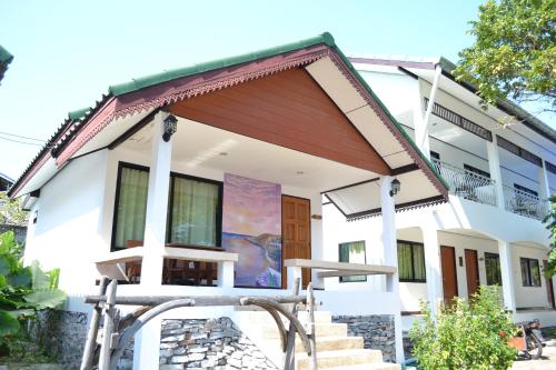 Benjaporn Bungalow