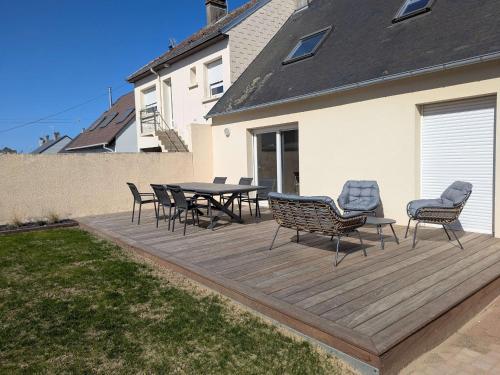 Maison à 500m de la plage avec jardin, 4 chambres, Wi-Fi et parking - 8 couchages - FR-1-361-539 - Location saisonnière - Saint-Pair-sur-Mer