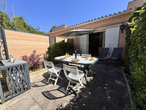 Villa club calme, vue lac - 4 pers. - FR-1-845-25