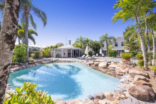 Skippers Cove Waterfront Resort - Sunshine Coast