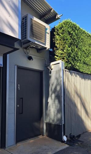 Entree, Studio Apartment close to the CBD in Richmond