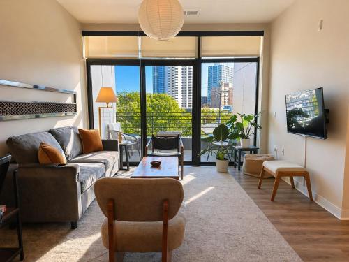Flexhome Brady District 1BR Apt E2 in Milwaukee, USA