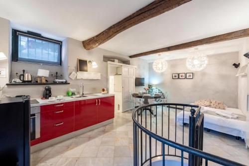 L’Angolo Di Camogli - a minute walk from Beach - Happy Rentals