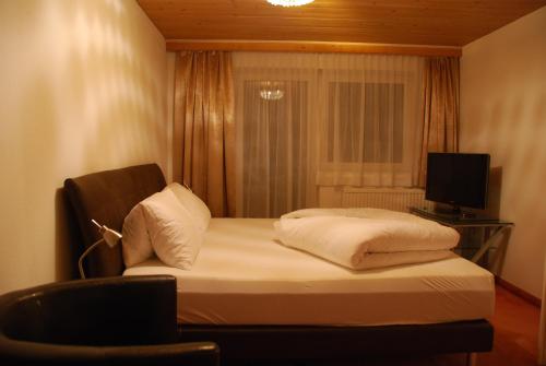 Two-Bedroom Suite with Sofa Bed