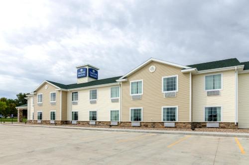 Cobblestone Inn & Suites - Oberlin