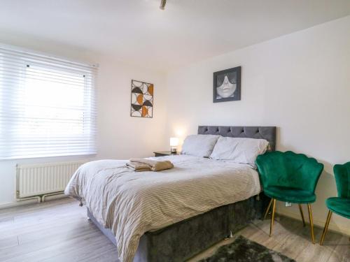 22A Warrender Road - image 10