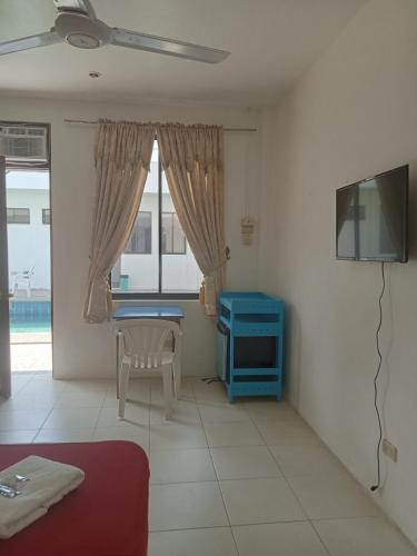 J and M Pension House in Sicayab