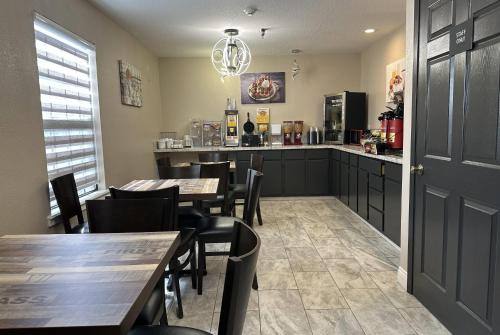Restorāns, Super 8 by Wyndham Kinder/Coushatta near Casino in Coushatta (LA)