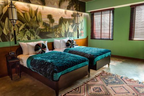 room detail thumbnail 0