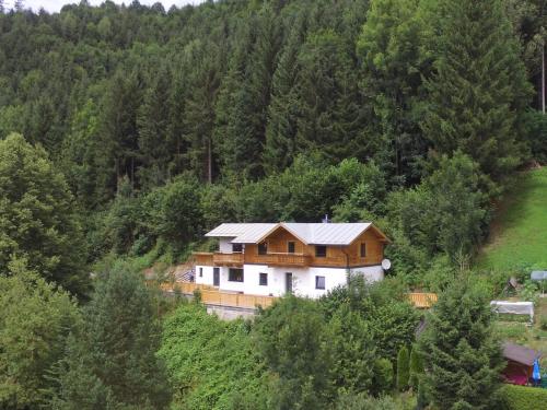 Alpine Chalet Near Zell am See for 12 in Bruck an der Großglocknerstraße, Österreich