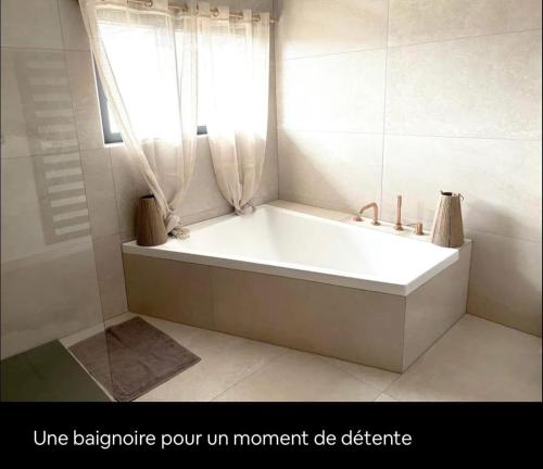 Logis Hotel Domaine de la Bohème chez Delphine Wespiser (Logis Hotel Domaine de la Boheme chez Delphine Wespiser) in Magstatt-le-Bas