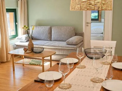 Moderne Ferienwohnung mit Terrasse & viel Platz nahe Fürst-Pückler-Park Bad Muskau in Bad Muskau, Deutschland
