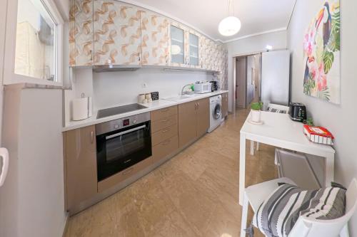 Grey Suite Filoxenia in Nea Paralia District