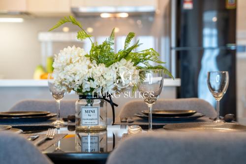 AGLiving Suites @ One Residences near Merdeka 118 - image 12