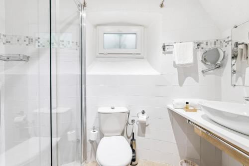 Villa Claudia Hotel Cannes - image 25