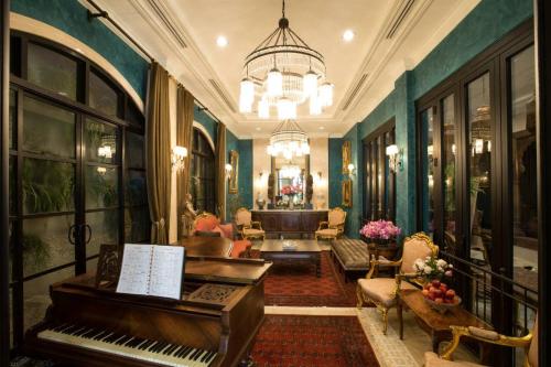 Sara's Hotel, Bangkok