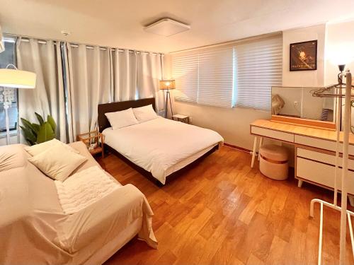 Spacious 3BR Near Yeouido, Up to 10, 5 Min Metro, Seúl (foto 11)