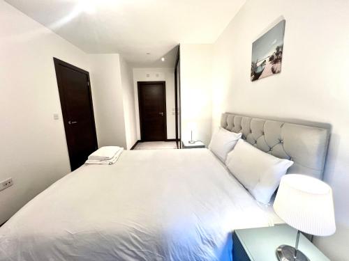 LUXURIOUS 2Bed in Dartford City Centre with parking - Wilmington