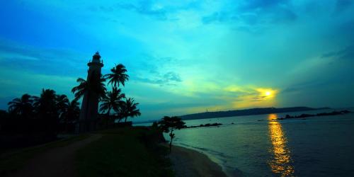 周辺案内, ザ ベンド (The Bend) in ガレ