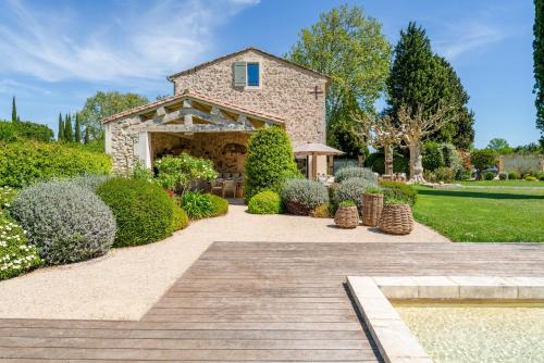 Mas De la Source in Verquieres (Provence-Alpes-Cote d'Azur)