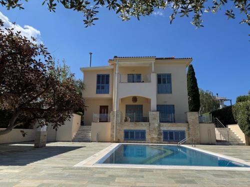 Beach villa Aurelia – khách sạn tại Neokhorio