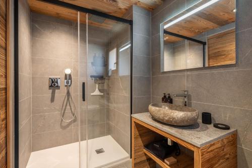 Chalet Oakwood Les Gets - by EMERALD STAY - image 3