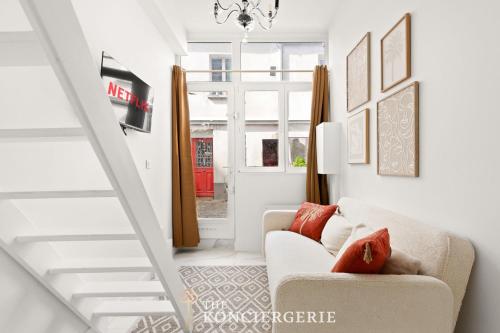 Elegant studio avec mezzanine