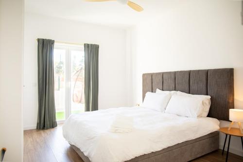 The Green Horizon Villa - Sesimbra in 哥多維亞