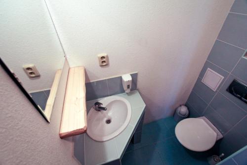 Studio (2 adults + 2 child)
