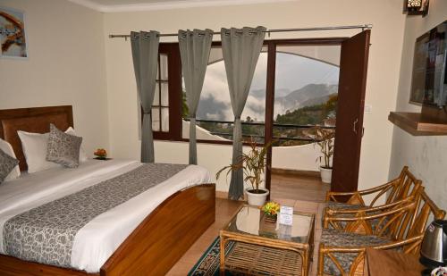 Kumaun Roop Resort Near Kainchi Dham Mandir, Free Parking - Nainital
