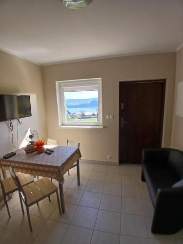 Tęczowe Wzgórze Bieszczady 887 - 507 - 298 (Teczowe Wzgorze Bieszczady 887 - 507 - 298) in Wolkowyja