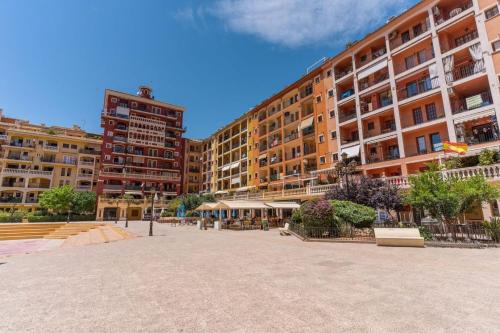 Port SaPlaya beach apartment by Invalencia in 알보라야