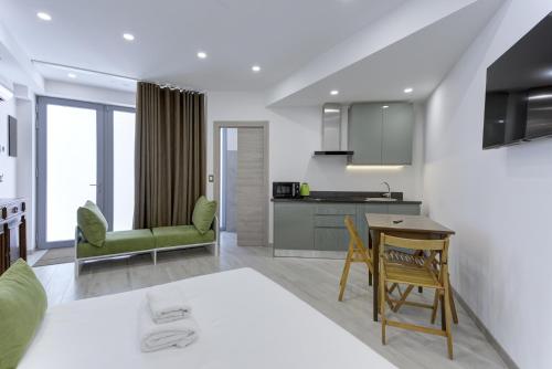 Varenna Apartments by Wonderful Italy in فارينا