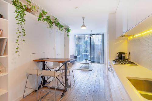 Luxury London Townhouse - Hidden Gem gîte à louer Nunhead Railway Station