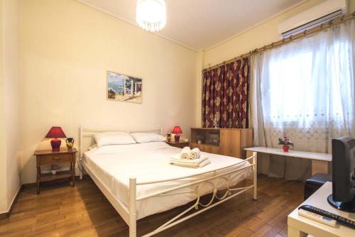 Urban apartment 5' minutes from Acropolis - image 9