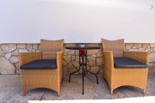 House Nicol 2426 - image 3