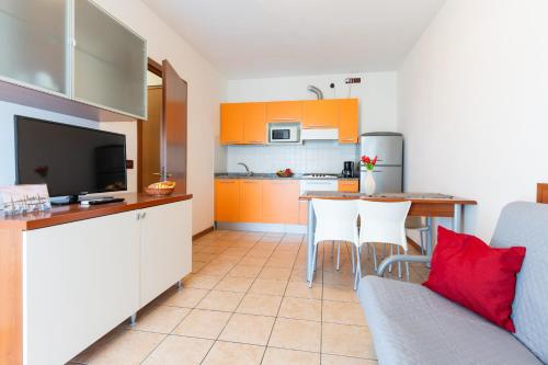 Farnie Lido Altanea 3