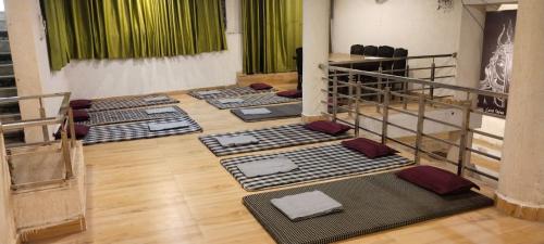 himalayan siddhi yog aasharam photo 2