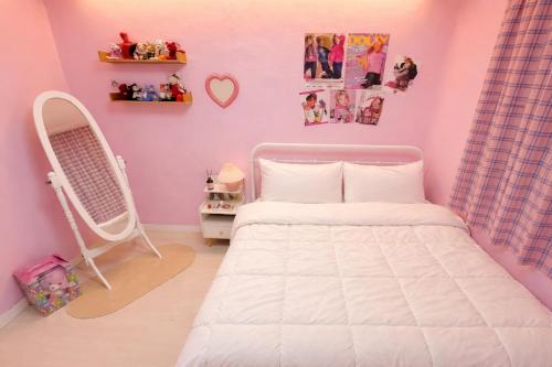 Spacious 2BR for 5 Near Sillim Pink & Cozy Stay