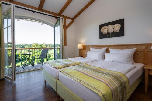 1 queen bed