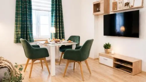 Ruhige Ferienwohnung am Fürst-Pückler-Park, Sauna im Haus & Parkplatz Bad Muskau in Bad Muskau, Deutschland