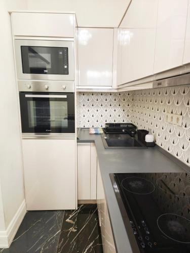 Stylish Apartment in Downtown Budapest in Örkény