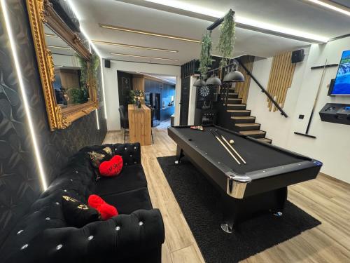 Studio détente, sdb privative, billard, air soccer gîte à louer Ensival