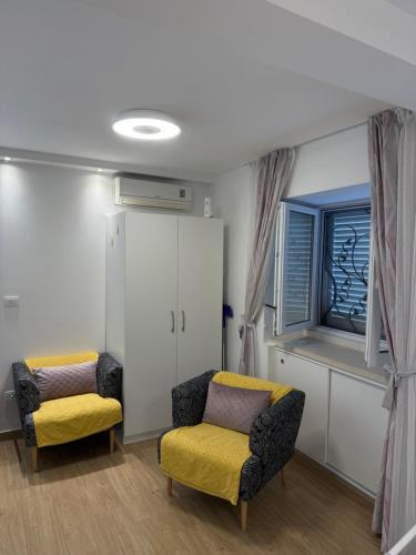 Cozy Honeymoon Apartment in the Old Town, Split
