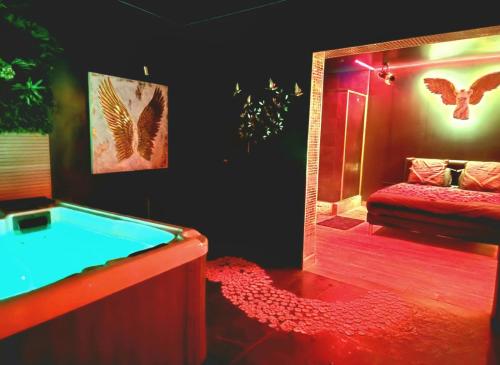 Suite Spa & Plaisirs - Luxe Privatif Crescendo 9 - Location saisonnière - Ronchin