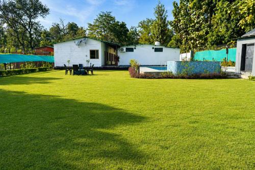 The Evergreen Hotel in Kiari Kham