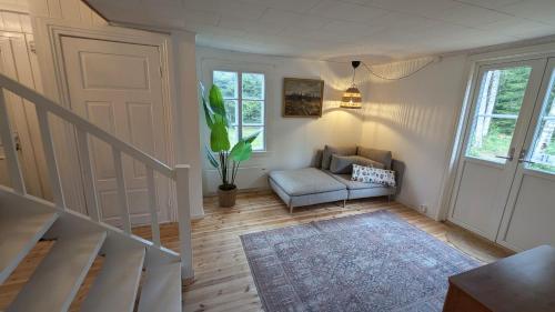 Vestabils, Idyllic and family friendly cottage in Smaland SE06095 in Kvanarp